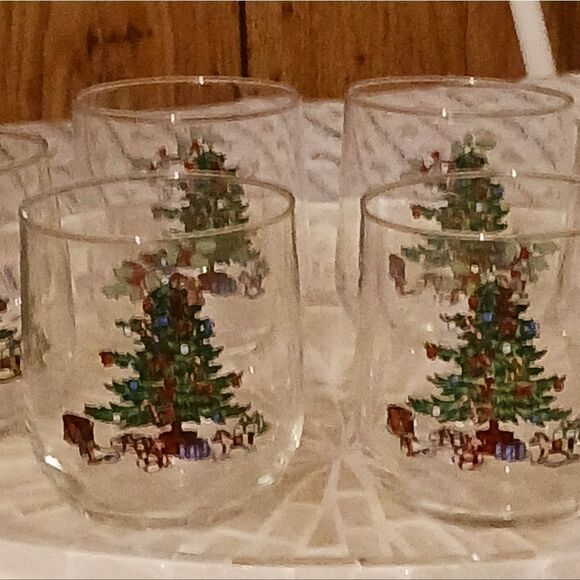 Set of 6 Luminarc Noel Christmas Tree Glasses - 6 Oz - Picture 6 of 9